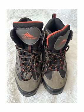 High Sierra Kids Boots Size 5